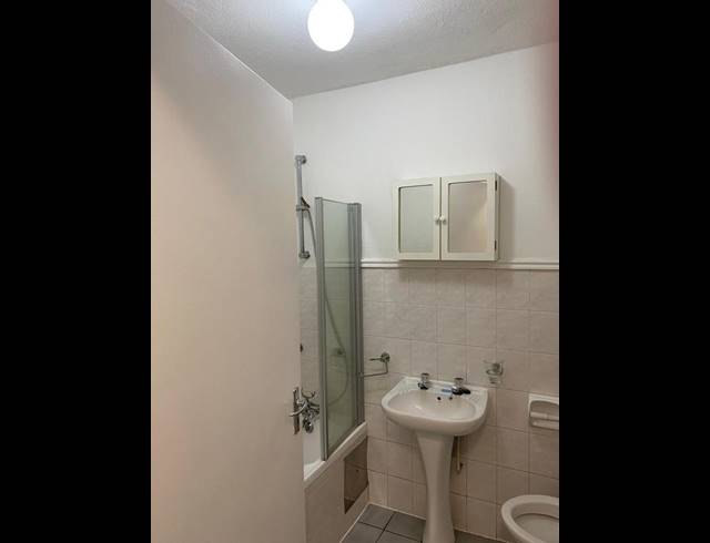2 BEDROOM APARTMENT FOR SALE IN UMHLANGA CENTRAL